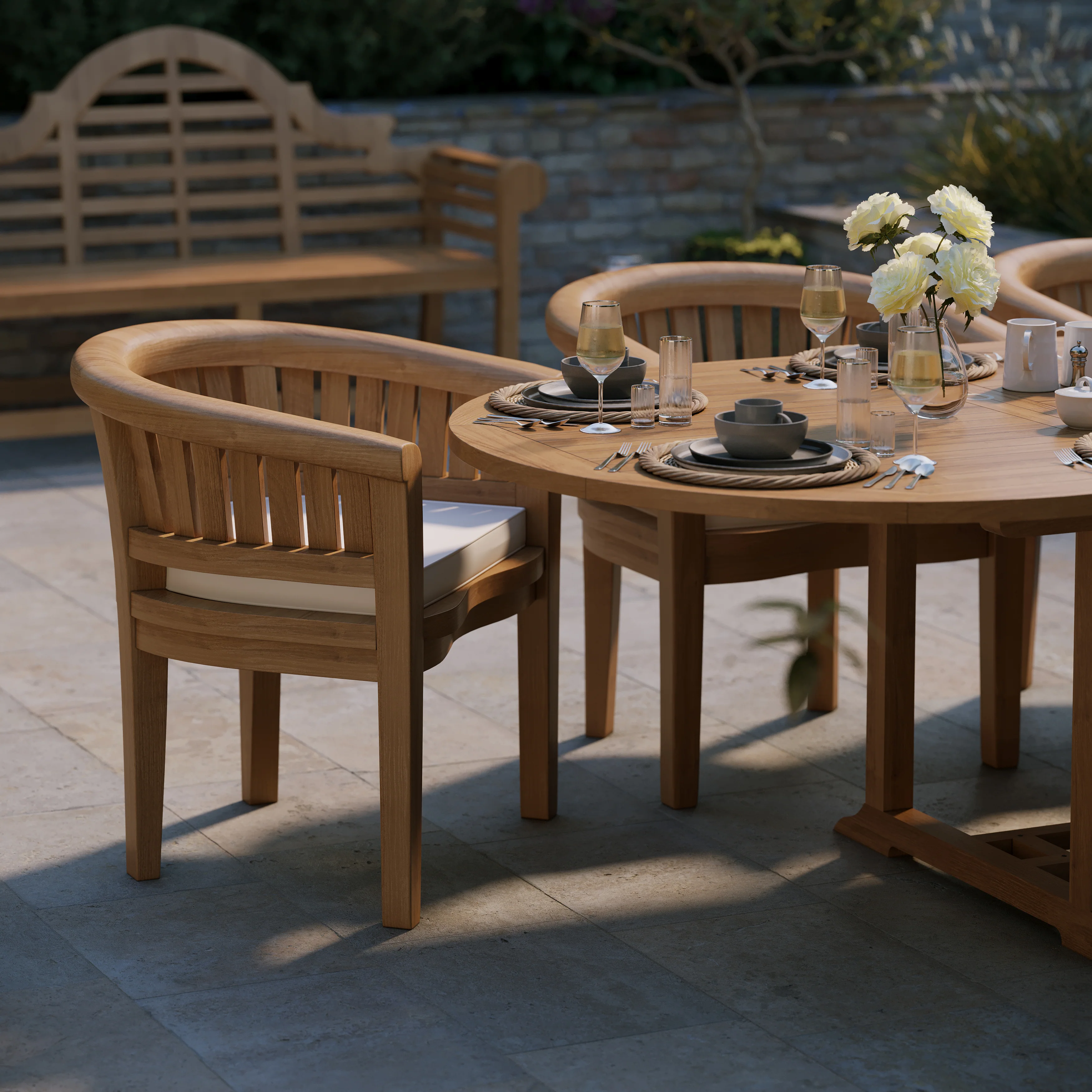 Teak Set Oval 2-3m Extending Table 4cm Top (8 San Francisco Chairs) Cushions included. - Image 4